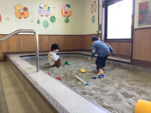 すこやか子育て交流館（りぼんかん）:写真