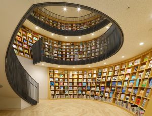 かもいけみらいの森　えほん図書館:写真